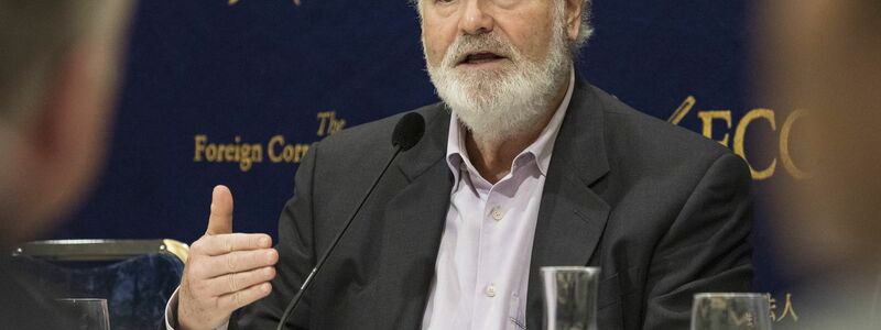 Regissuer Rob Reiner sieht keine Zukunft für Bidens Kandidatur. (Archivbild) - Foto: Rodrigo Reyes Marin/ZUMA Wire/dpa