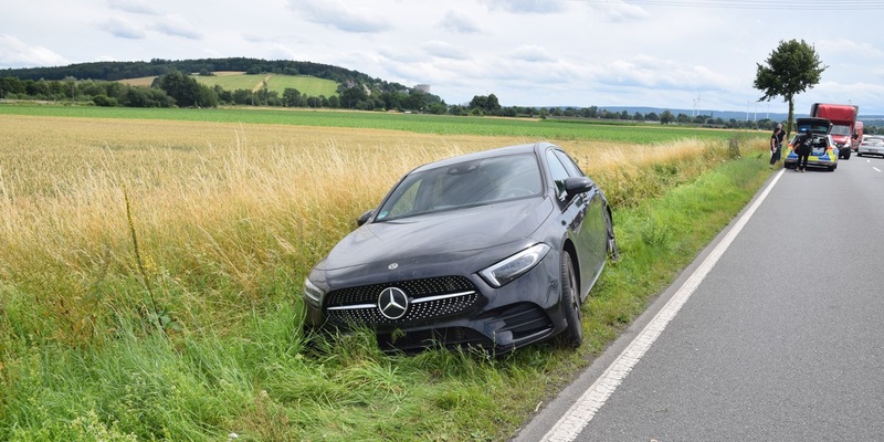 POL-HM: Gefährdung des Straßenverkehrs durch Überholmanöver - Foto: presseportal.de