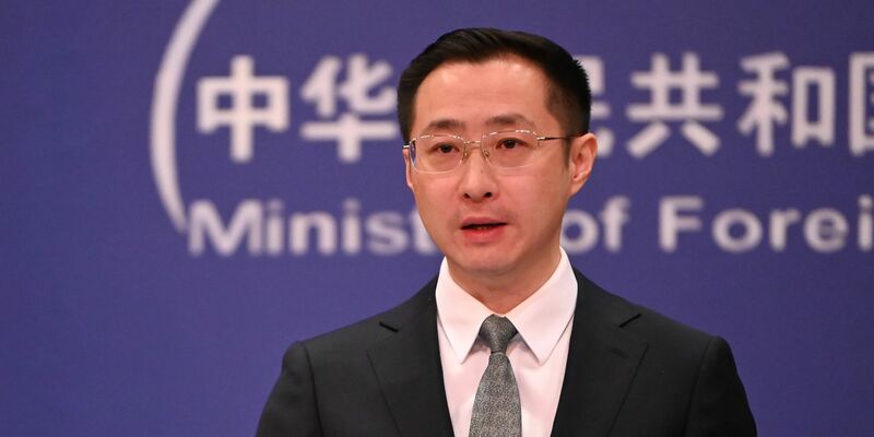 Schon seit Jahren wird über die Verwendung chinesischer Technik im deutschen 5G-Netz debattiert, wobei sich nun eine Entscheidung andeutet. Der chinesische Außenamtssprecher Lin Jian warnt vor einer Politisierung. (Archivbild) - Foto: Johannes Neudecker/dpa