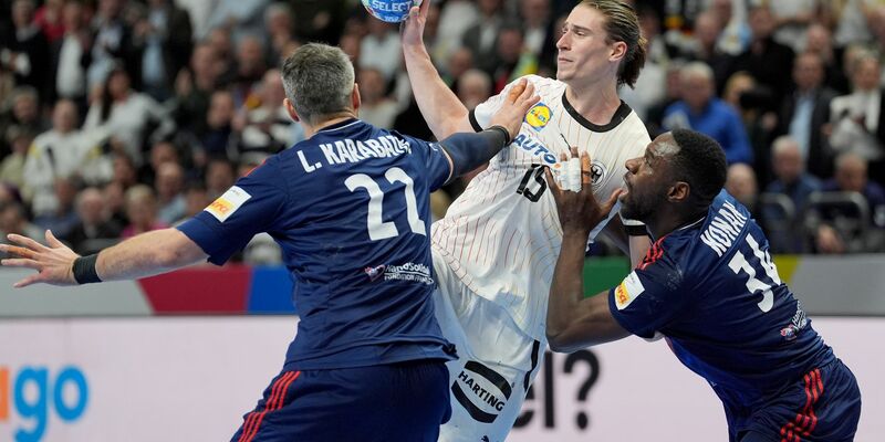 Die DHB-Auswahl absolviert am Samstag in Vorbereitung auf die Olympischen Spiele ein Test-Länderspiel gegen Frankreich. - Foto: Sören Stache/dpa