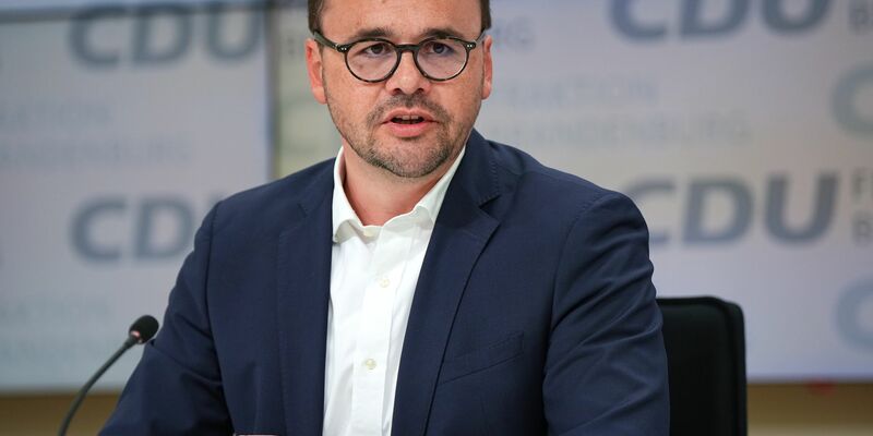 Brandenburgs CDU-Spitzenkandidat war mit 1,3 Promille auf dem E-Scooter unterwegs. (Archivbild) - Foto: Soeren Stache/dpa