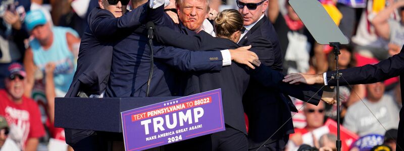 Trump geht es einem Sprecher zufolge «gut». - Foto: Gene J. Puskar/AP/dpa