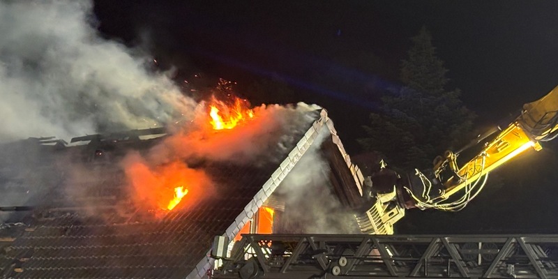 FW Norderstedt: Einsatzreicher Mittwochvormittag - Gefahrstoffeinsatz und drei Paralleleinsätze - Foto: presseportal.de