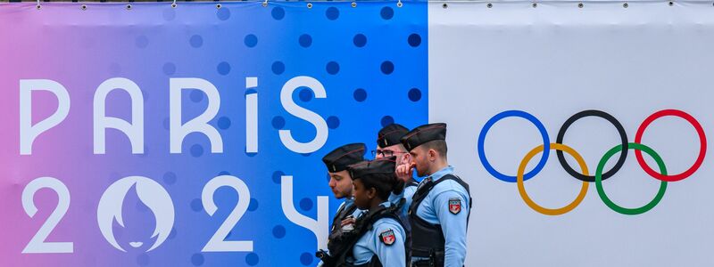 Die Eröffnungsfeier auf der Seine stellt die Behörden bei Olympia vor besondere Herausforderungen. - Foto: Robert Michael/dpa