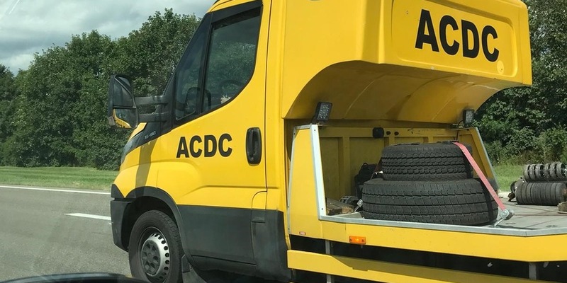 Achtung Abzocke: Falsche Pannenhelfer wieder in Ost- und Südosteuropa unterwegs / Störsender verhindern Anruf bei ADAC Auslandsnotrufstation / ADAC Partnerclubs helfen vor Ort - Foto: presseportal.de