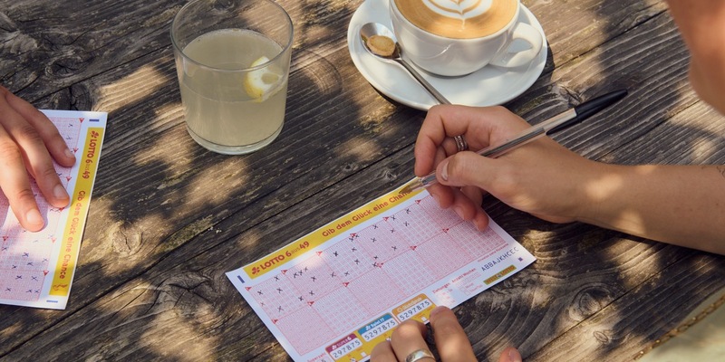 Ohne Superzahl zum zweifachen Millionär / LOTTO 6aus49: Tipper aus dem Kreis Kleve gewinnt mehr als 2,2 Millionen Euro - Foto: presseportal.de