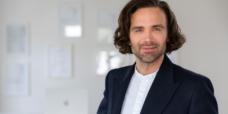 Die Psychologie hinter der Anziehung: Psychologe klärt auf, was Menschen physisch und emotional zueinander hinzieht - Foto: presseportal.de