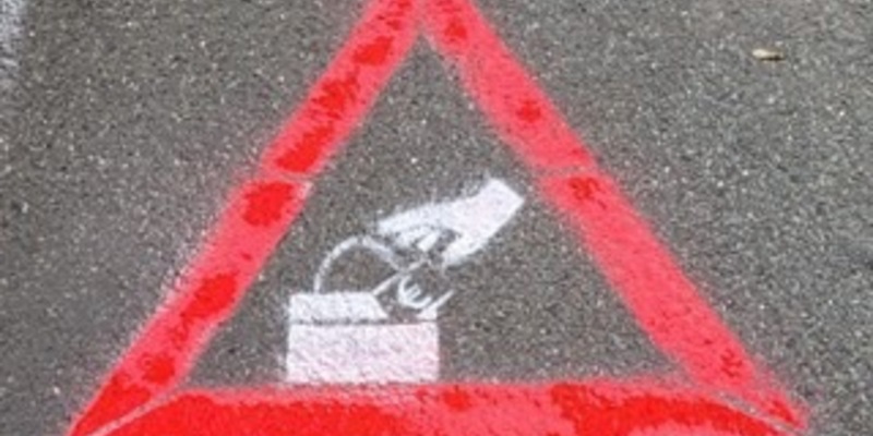 POL-MG: Infostand der Kriminalpolizei am Minto - Foto: presseportal.de