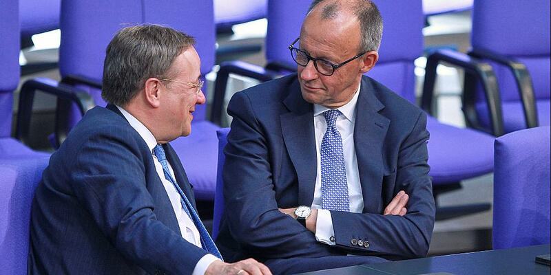 Armin Laschet und Friedrich Merz (Archiv) - Foto: über dts Nachrichtenagentur