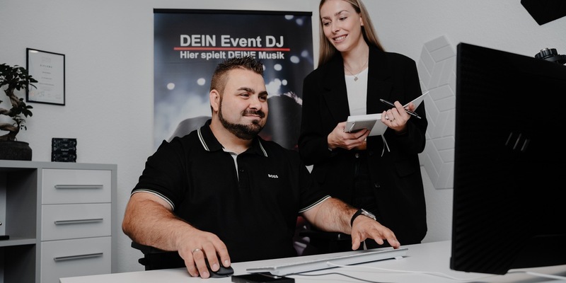 Kein DJ-Drama mehr: Dennis Walter von DEIN Event DJ garantiert eine stressfreie Hochzeitsplanung - Foto: presseportal.de