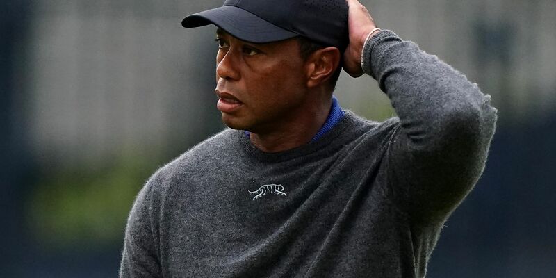 Konnte mit dem ersten Tag der British Open nicht zufrieden sein: Tiger Woods. - Foto: Zac Goodwin/PA Wire/dpa