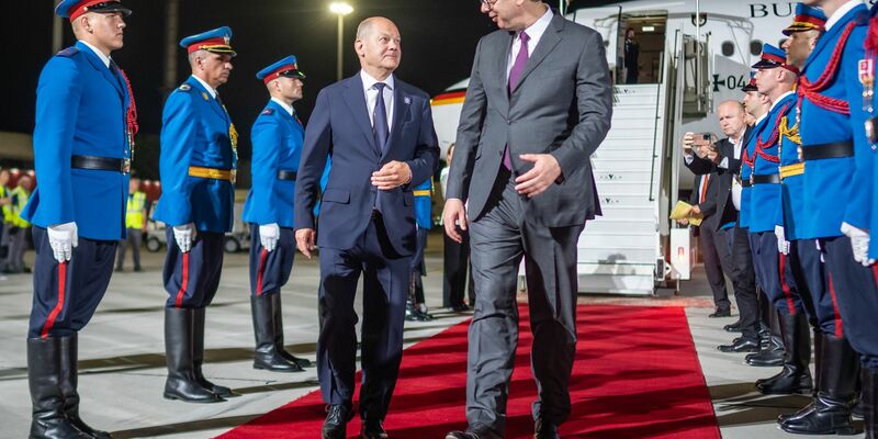 Dem Besuch des Kanzlers wird in Serbien große Bedeutung beigemessen. - Foto: Michael Kappeler/dpa