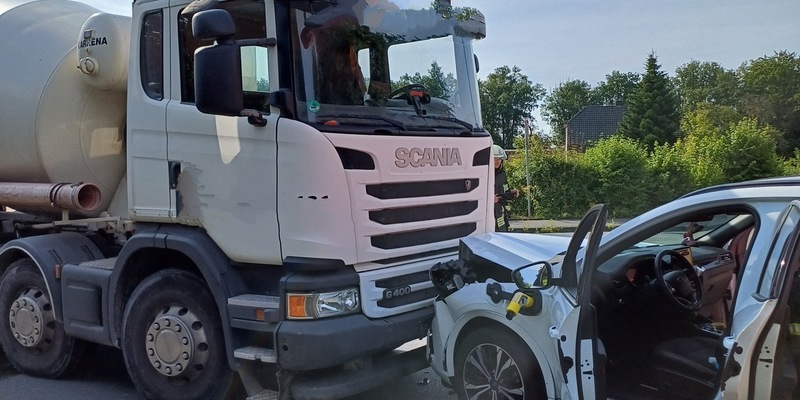 FW-EN: Wetter - Verkehrsunfall und Türöffnung am Freitag - Foto: presseportal.de