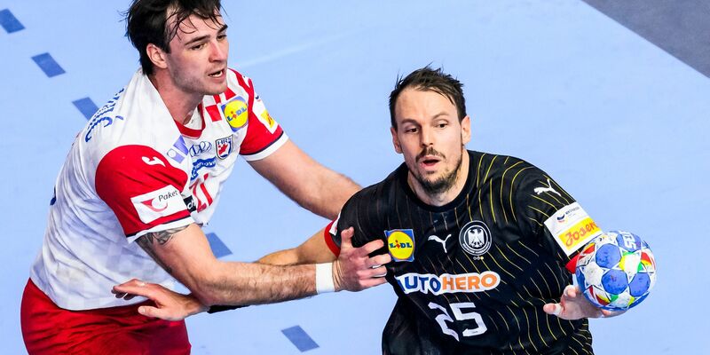 Häfner wurde für die Olympia-Generalprobe gegen Japan ins Team geholt und ersetzt den verletzten Franz Semper. - Foto: Tom Weller/dpa