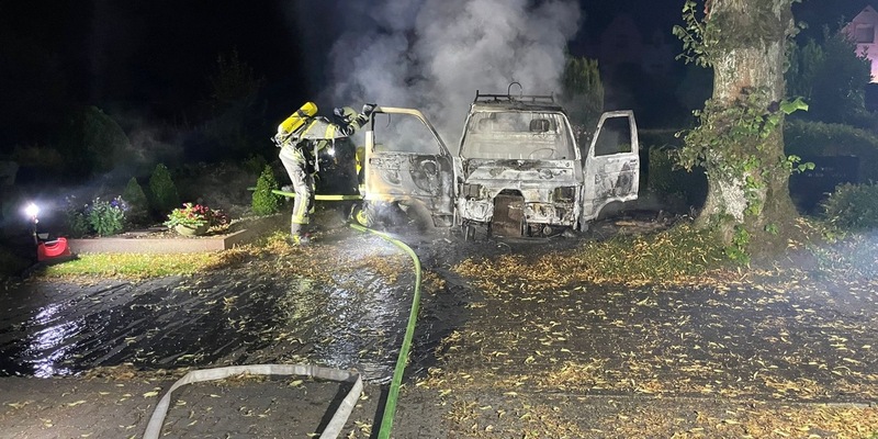FW-EN: Fahrzeugbrand und 3 weitere Einsätze bisher am Wochenende für die Freiwillige Feuerwehr Wetter (Ruhr) - Foto: presseportal.de