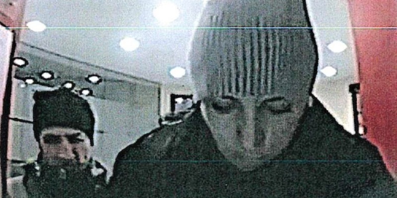 LPI-J: Zeugenaufruf nach Diebstahl und anschließendem Betrug gesucht - Foto: presseportal.de