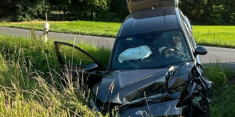 POL-MI: Frontalzusammenstoß auf der Veltheimer Straße - Foto: presseportal.de