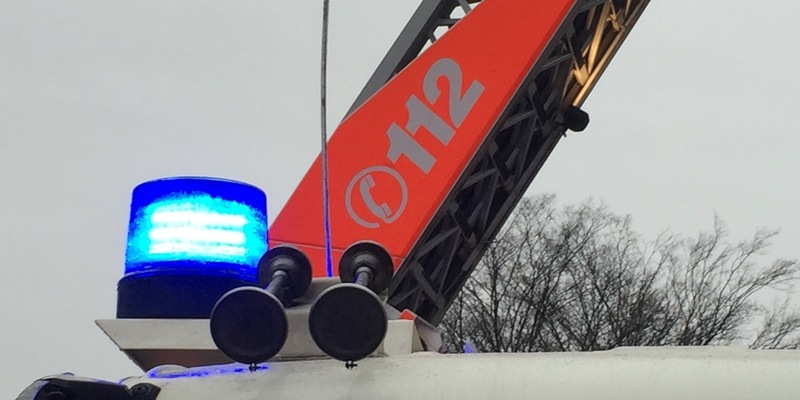 FW-BN: 3 Personen aus Hubsteiger gerettet - Foto: presseportal.de