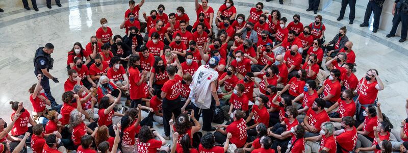 Es ist nicht der erste Protest dieser Art in dem Gebäude. - Foto: J. Scott Applewhite/AP