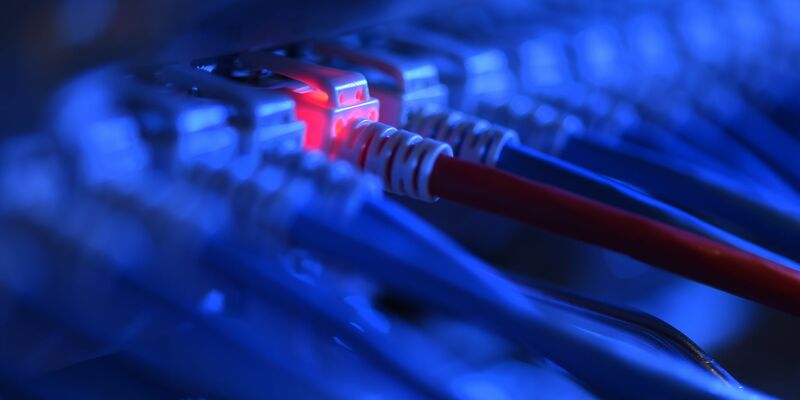 Hacker verüben auch im Krieg zwischen Russland und der Ukraine immer wieder Angriffe. (Symbolbild) - Foto: Felix Kästle/dpa