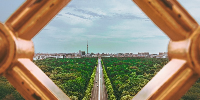 Berlin/Presse-Einladung / Diskutieren und spazieren Sie mit uns: Was Stadtgrün im Klimawandel braucht - Foto: presseportal.de