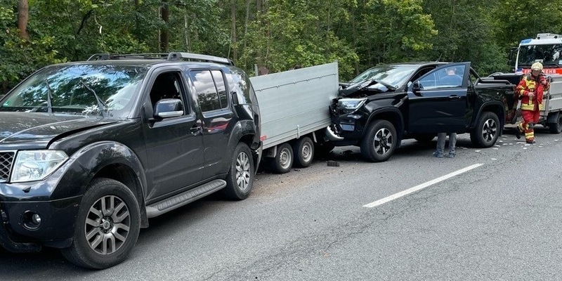 LPI-EF: Hoher Sachschaden nach Verkehrsunfall - Foto: presseportal.de