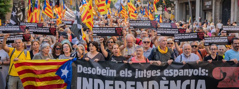 Der Katalonien-Konflikt schwelt in Spanien seit langem. (Archivbild) - Foto: Marc Asensio Clupes/ZUMA Press Wire/dpa