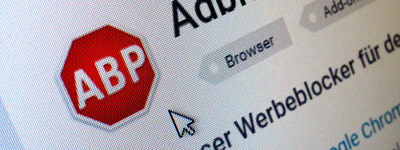 Verlage wie Axel Springer sehen in Werbeblockern wie ABP von Eyeo eine Gefährung der Finanzierung eines unabhängigen Journalismus. - Foto: picture alliance / Stephan Jansen/dpa