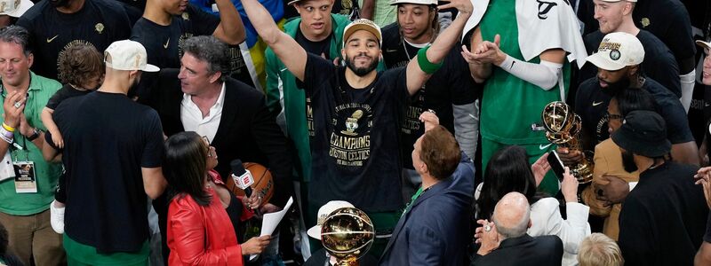 Der amtierende NBA-Meister Boston Celtics. - Foto: Michael Dwyer/AP