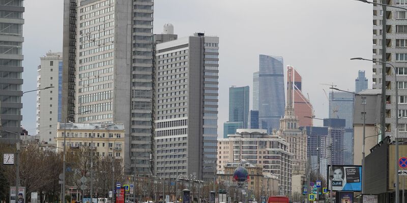 Seit Beginn des russischen Angriffskrieges gegen die Ukraine gab es in Moskau immer wieder ungwöhnliche Todesfälle, darunter auch Fensterstürze. (Archivbild) - Foto: Ulf Mauder/dpa