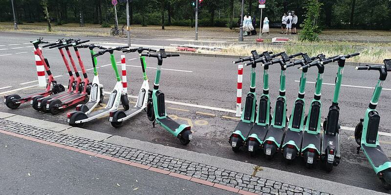 E-Scooter (Archiv) - Foto: über dts Nachrichtenagentur