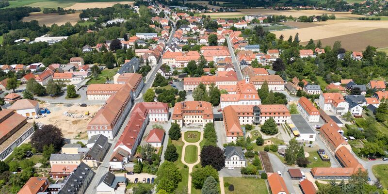 Die Brüdergemeine Herrnhut in Sachsen. (Archivfoto) - Foto: Sebastian Kahnert/dpa