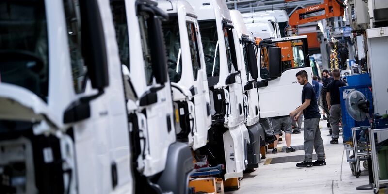 Produktion bei MAN: Das Münchner Unternehmen gehört zur VW-Tochter Traton. - Foto: Sven Hoppe/dpa