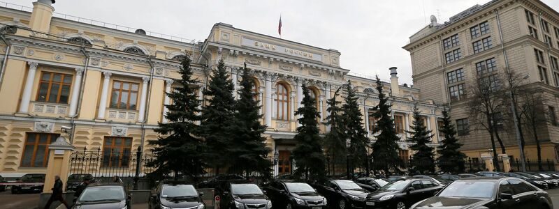 Die russische Zentralbank will ihre Vermögenswerte zurück und verklagt Euroclear in Moskau. (Archivbild) - Foto: Yuri Kochetkov/epa/dpa