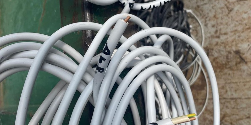 POL-OL: Polizei sucht Eigentümer von Kabeln - Foto: presseportal.de