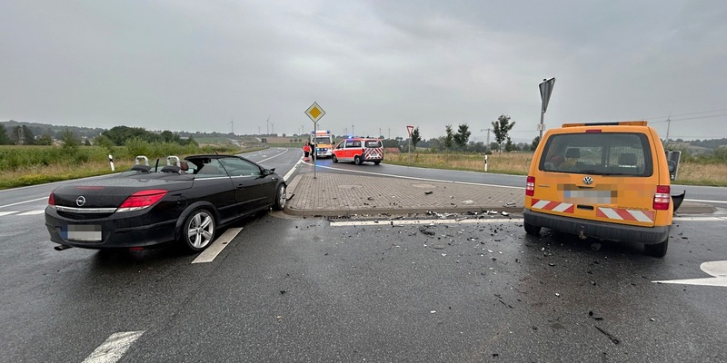 POL-HM: Verkehrsunfall mit zwei Verletzten auf der Bundesstraße 1 bei Coppenbrügge - Foto: presseportal.de