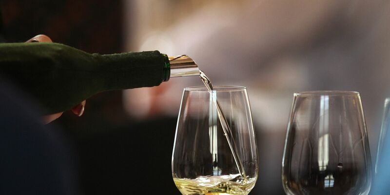 Die Spitzenweingüter vom Verband Deutscher Prädikatsweingüter treffen sich zu ihrer Fachmesse in Mainz. (Symbolbild) - Foto: Karl-Josef Hildenbrand/dpa