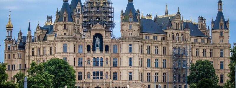 Jetzt steht auch Schwerin auf der Liste der UNESCO-Welterbestätten - Foto: Jens Büttner/dpa