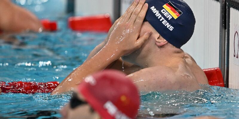Für seinen Olympiasieg erhält Lukas Märtens viel Lob von zwei Ex-Schwimmstars. - Foto: Sven Hoppe/dpa