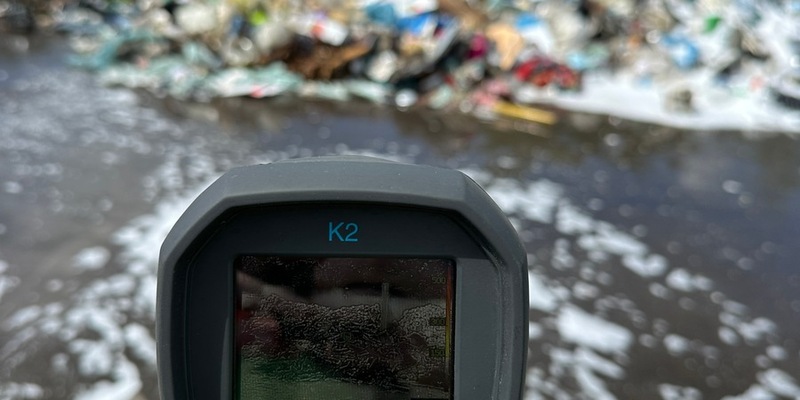 FW-ROW: Brennt Unrat auf Recyclinghof - Foto: presseportal.de