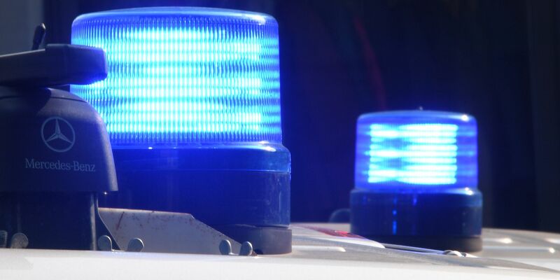 In Berlin ist ein Streit zwischen vier Männern eskaliert. (Symbolbild) - Foto: Carsten Rehder/dpa