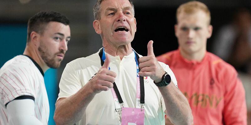 Spielmacher Juri Knorr spielt gegen Japan völlig befreit auf. - Foto: Marcus Brandt/dpa