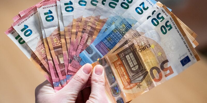 Die Reallöhne sind auch im zweiten Quartal gestiegen. (Symbolbild) - Foto: Hannes P Albert/dpa