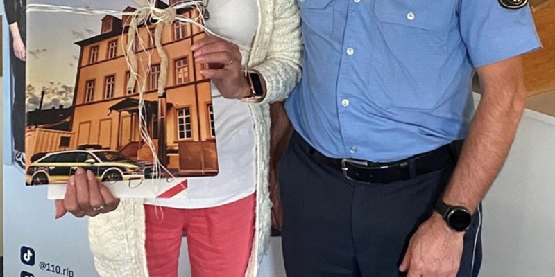 POL-PDTR: Polizeiinspektion Birkenfeld verabschiedet Frau Brunhilde Lorenz - Foto: presseportal.de