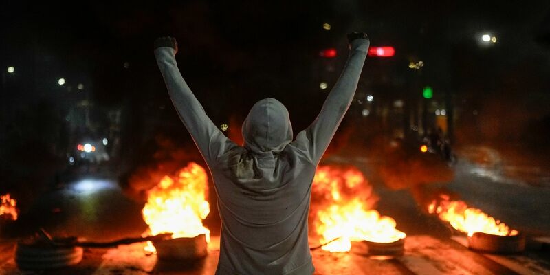 Nicolás Maduro regiert seit 2013 in Venezuela. Doch die Wiederwahl vor rund einem Monat ist umstritten und wird international von vielen Ländern nicht anerkannt. (Archivbild) - Foto: Matias Delacroix/AP