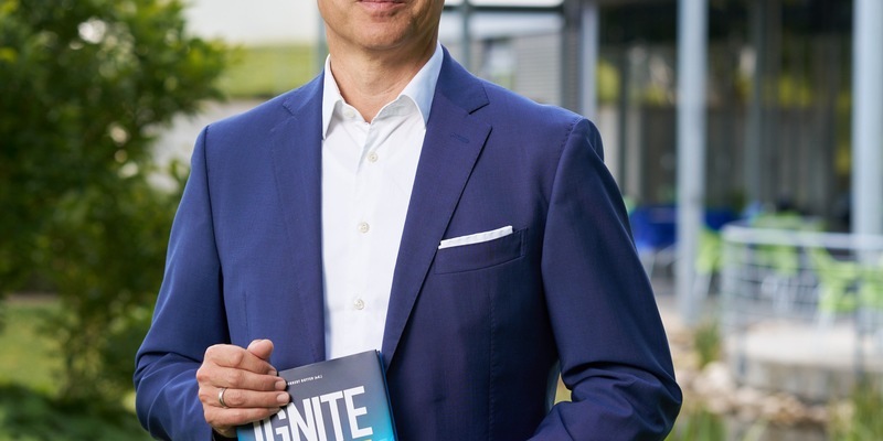NTT DATA Business Solutions veröffentlicht visionäres Buch IGNITE.2034 - Foto: presseportal.de
