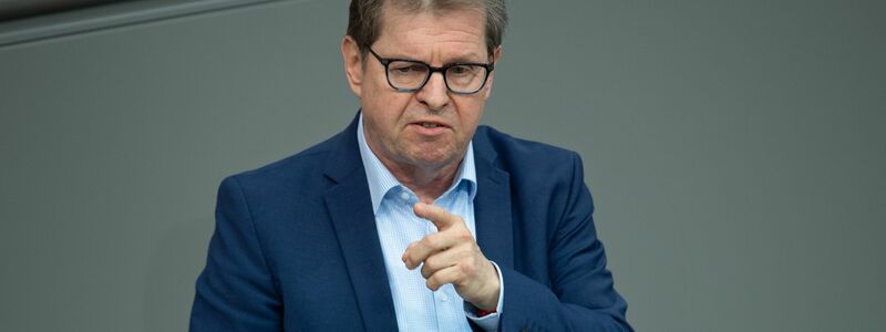 SPD-Politiker Ralph Stegner warnt vor einem «Rüstungswettlauf». (Archivbild) - Foto: Jonathan Penschek/dpa