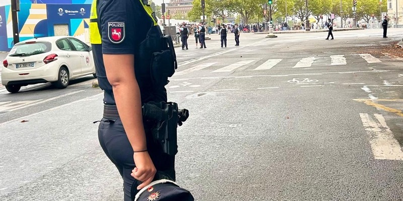 POL-OLD: +++ Polizeidirektion Oldenburg unterstützt die französische Polizei bei den Olympischen Spielen in Paris +++ - Foto: presseportal.de