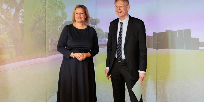 Bundesinnenministerin Faeser besucht das Bundesamt, das zum Geschäftsbereich ihes Ministeriums gehört. (Archivbild) - Foto: Jörg Halisch/dpa