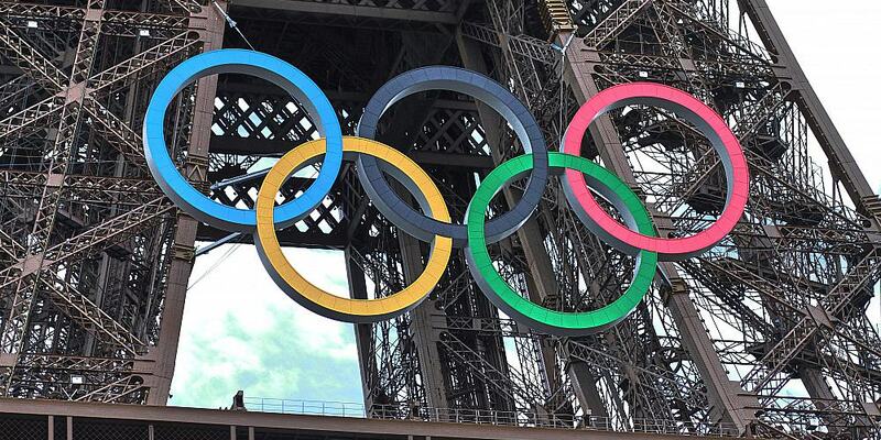 Eiffelturm mit Olympischen Ringen (Archiv) - Foto: über dts Nachrichtenagentur
